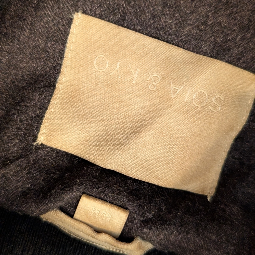 Women's Black Hooded Coat - Picture 7 of 9